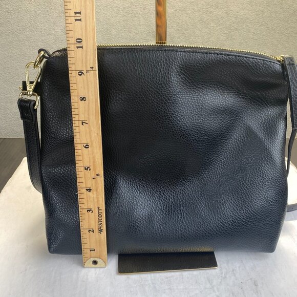 Steve Madden Black Leather,Crossbody Bag,Adjustable Strap,‎ Purse,Zipper - Picture 5 of 9